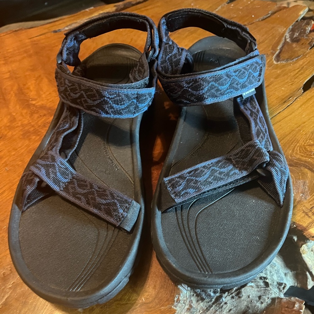 Teva Hurricane XLT 4156 Men’s Size 11 Outdoor Sport Sandals Adjustable Straps